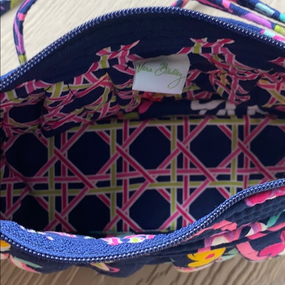 Vera Bradley Crossbody Bag - Picture 4 of 4